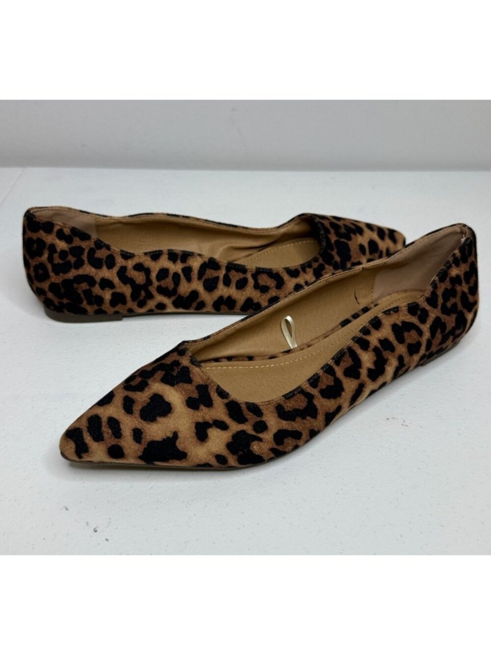 Report Marley Size 11 Leopard Print Pointed Toe Ballet Flats